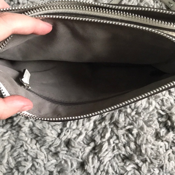 Genuine Leather Crossbody Handbag - Picture 4 of 9